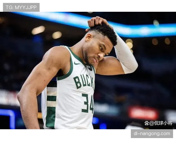 挡拆为字母哥拉开空位，波蒂斯较上季更高效终结