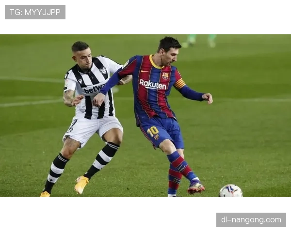 福登与梅西左脚技术细腻度及实战应用对比分析