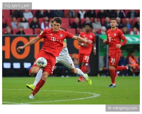 拜仁多线作战压力加剧，阵容深度能否支撑赛季走势？