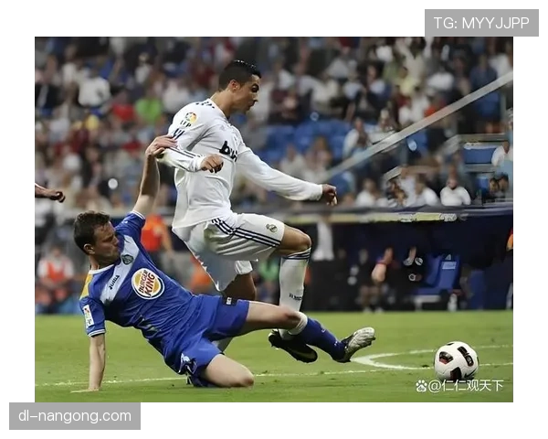 本泽马离开C罗后的进攻效率与核心作用分析